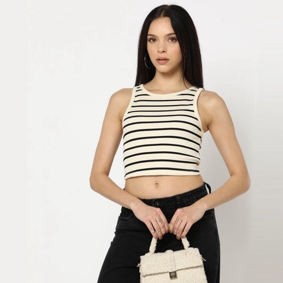 H&M Ribbed Black and Cream Striped Cropped Tank Top - Picture 6 of 9
